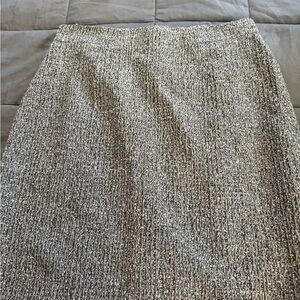 Skirt pencil